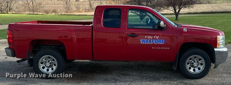 image for item EG6999 2012 Chevrolet Silverado 1500 Ext. Cab pickup truck