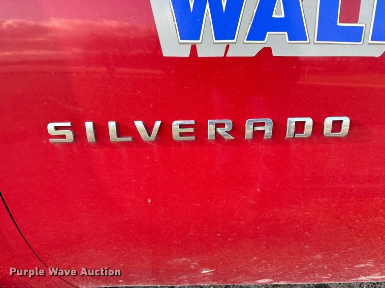 image for item EG6999 2012 Chevrolet Silverado 1500 Ext. Cab pickup truck