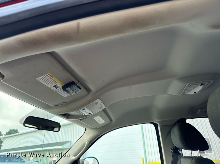 image for item EG6999 2012 Chevrolet Silverado 1500 Ext. Cab pickup truck