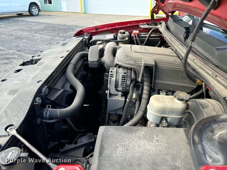 image for item EG6999 2012 Chevrolet Silverado 1500 Ext. Cab pickup truck