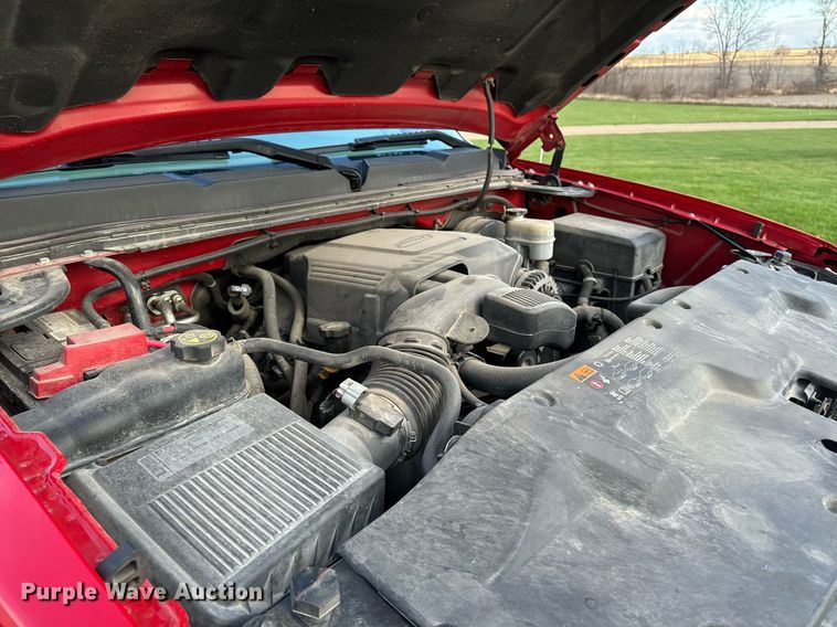 image for item EG6999 2012 Chevrolet Silverado 1500 Ext. Cab pickup truck