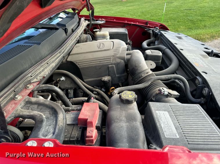 image for item EG6999 2012 Chevrolet Silverado 1500 Ext. Cab pickup truck