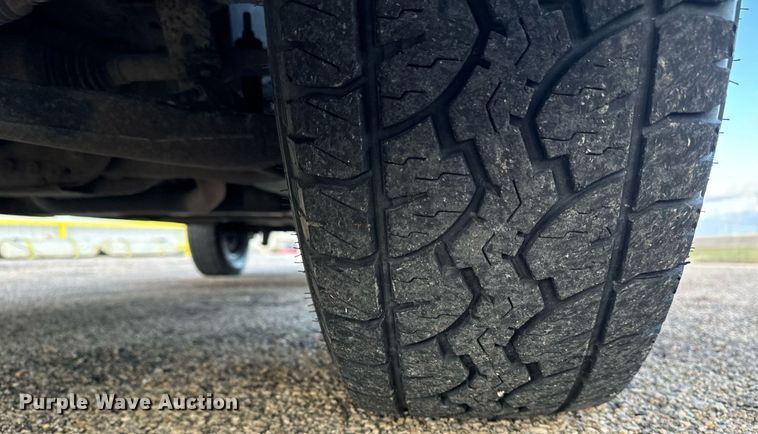 image for item EG6999 2012 Chevrolet Silverado 1500 Ext. Cab pickup truck