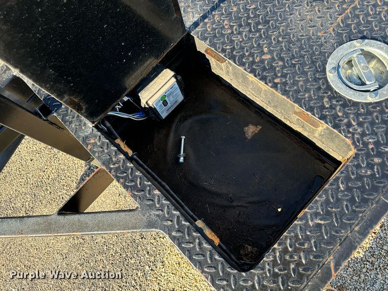 image for item EG7000 2011 Kwik Load 20Ft Basic tilt deck utility trailer