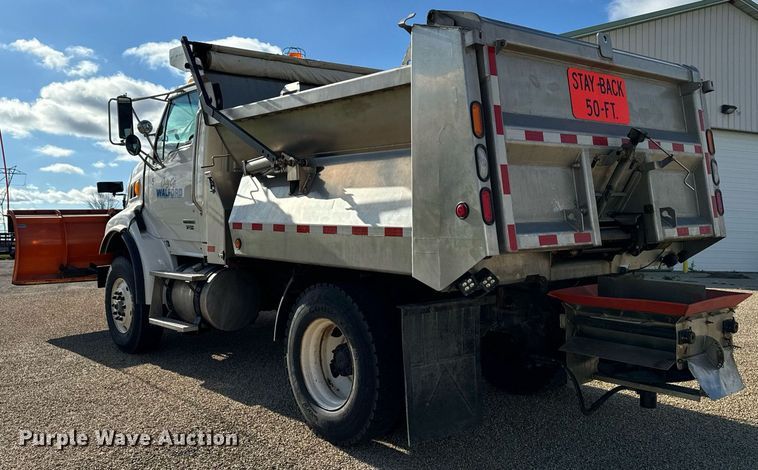 image for item EG7001 2005 Sterling L8500 dump truck