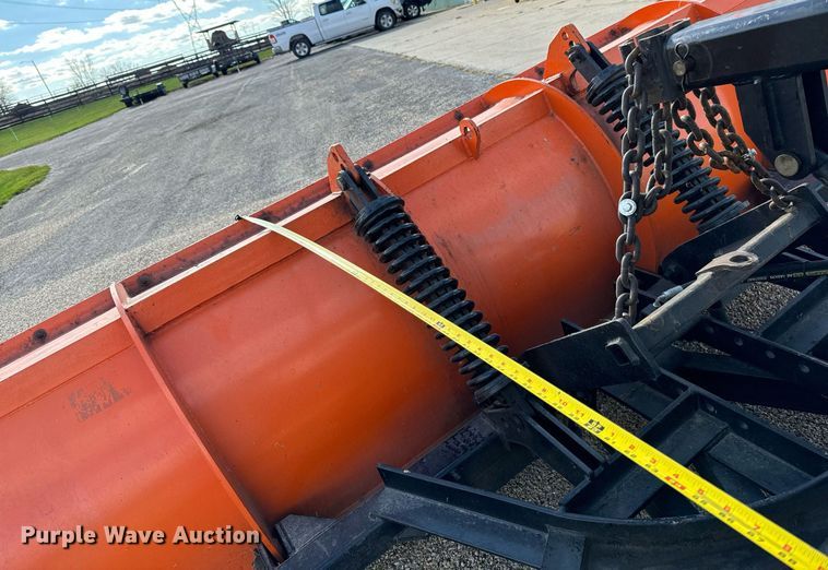 image for item EG7001 2005 Sterling L8500 dump truck