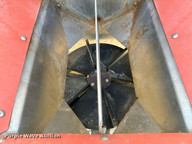 image for item EG7001 2005 Sterling L8500 dump truck