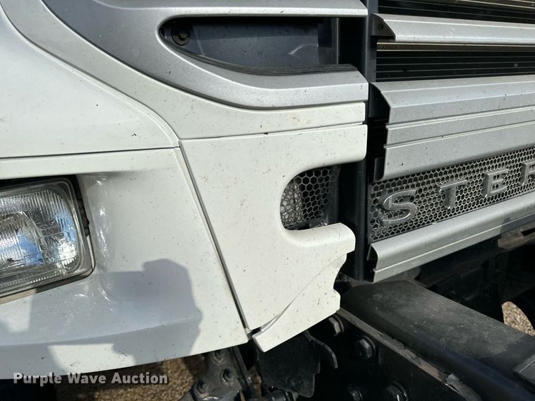 image for item EG7001 2005 Sterling L8500 dump truck