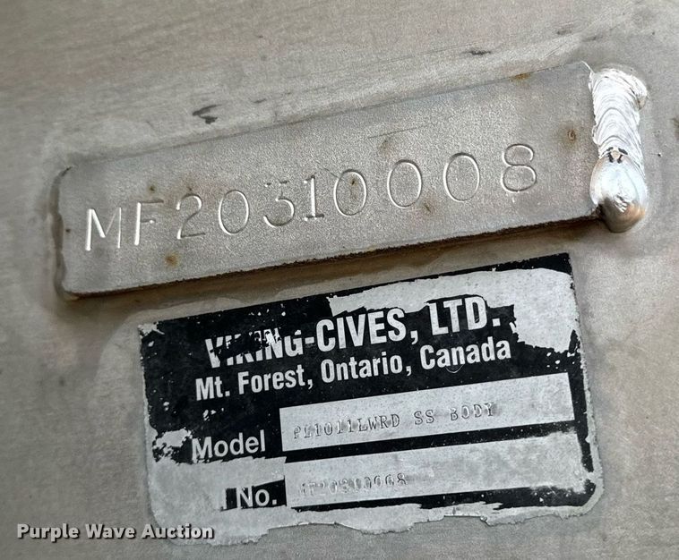 image for item EG7001 2005 Sterling L8500 dump truck