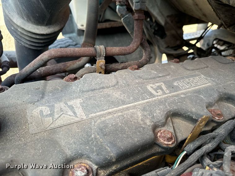 image for item EG7001 2005 Sterling L8500 dump truck