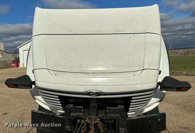 image for item EG7001 2005 Sterling L8500 dump truck