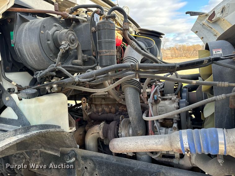 image for item EG7001 2005 Sterling L8500 dump truck