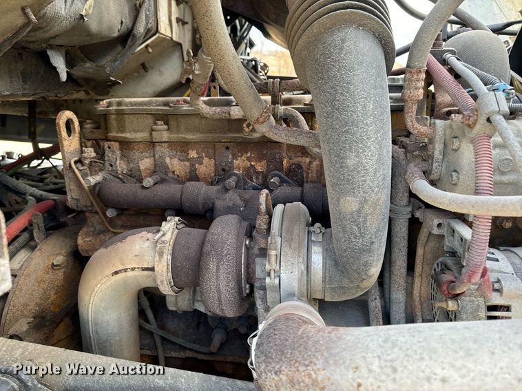 image for item EG7001 2005 Sterling L8500 dump truck