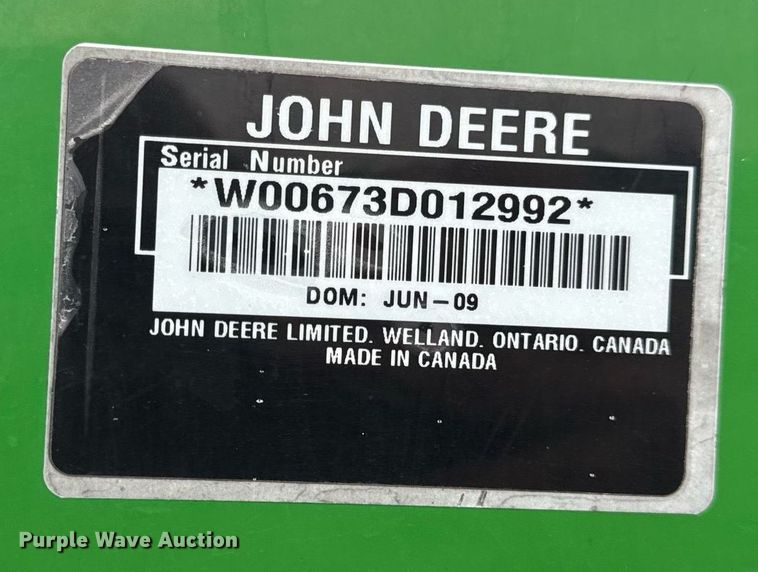 image for item EH7289 John Deere 673 loader bucket