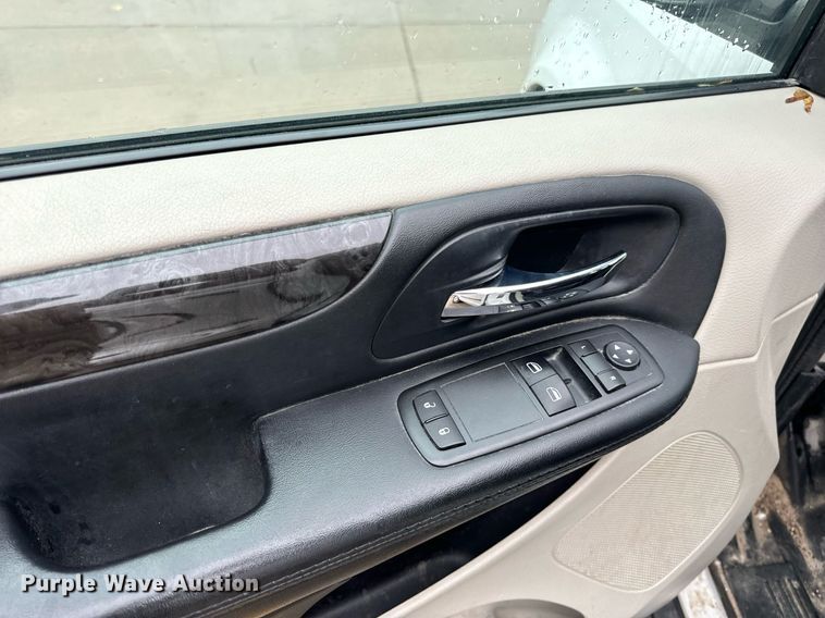 image for item EH7310 2014 Ram C/V van