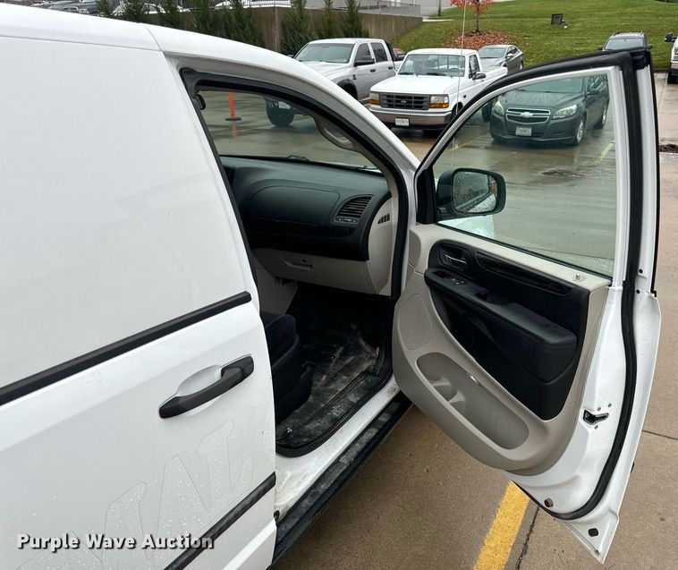 image for item EH7310 2014 Ram C/V van