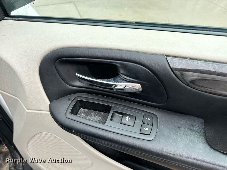 image for item EH7310 2014 Ram C/V van