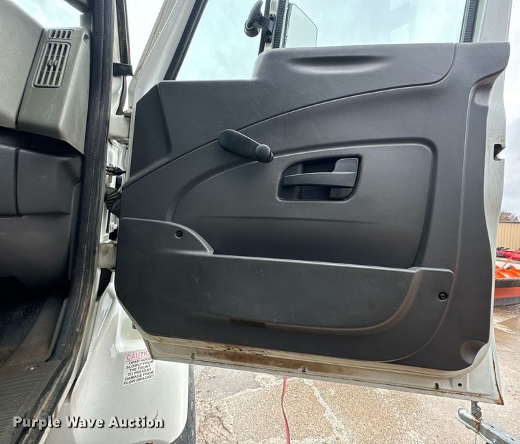 image for item EH7314 2012 International  WorkStar 7500 dump truck