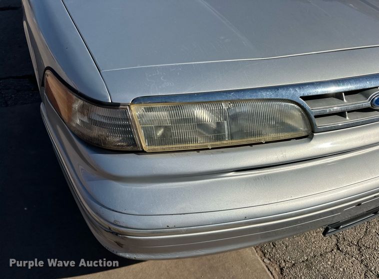 image for item EJ4867 1997 Ford  Crown Victoria  