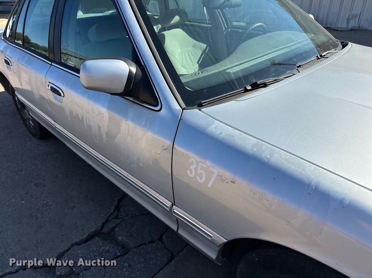 image for item EJ4867 1997 Ford  Crown Victoria  