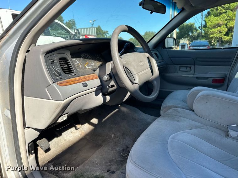 image for item EJ4867 1997 Ford  Crown Victoria  
