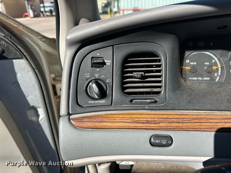 image for item EJ4867 1997 Ford  Crown Victoria  