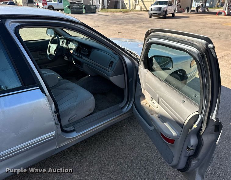 image for item EJ4867 1997 Ford  Crown Victoria  