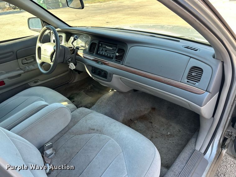image for item EJ4867 1997 Ford  Crown Victoria  