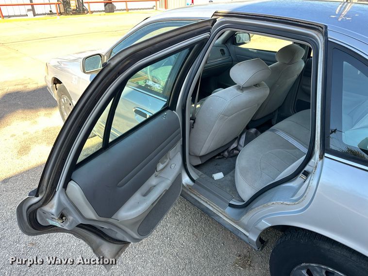 image for item EJ4867 1997 Ford  Crown Victoria  