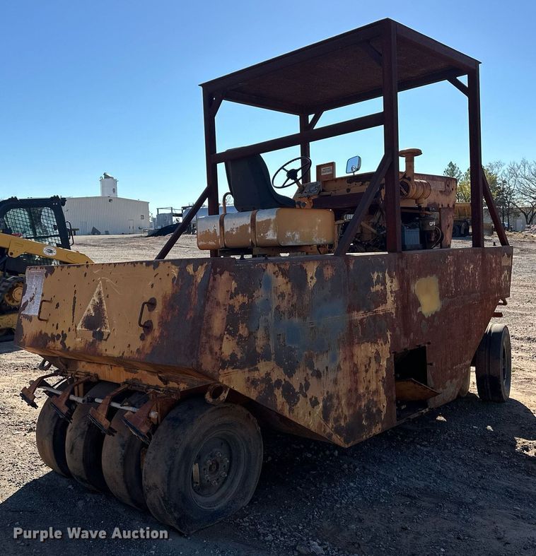 image for item EJ5138 Bros SP3000 pneumatic roller