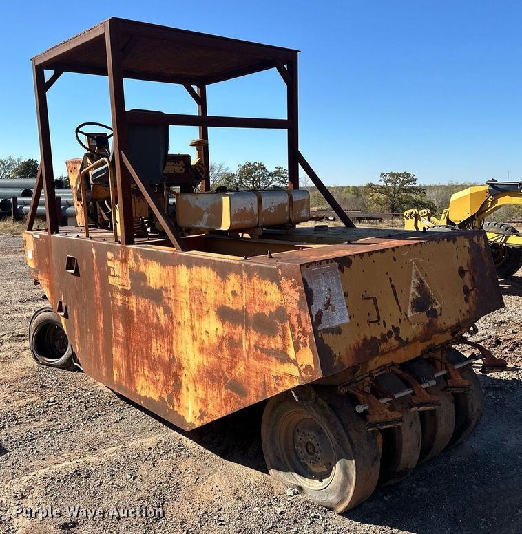 image for item EJ5138 Bros SP3000 pneumatic roller