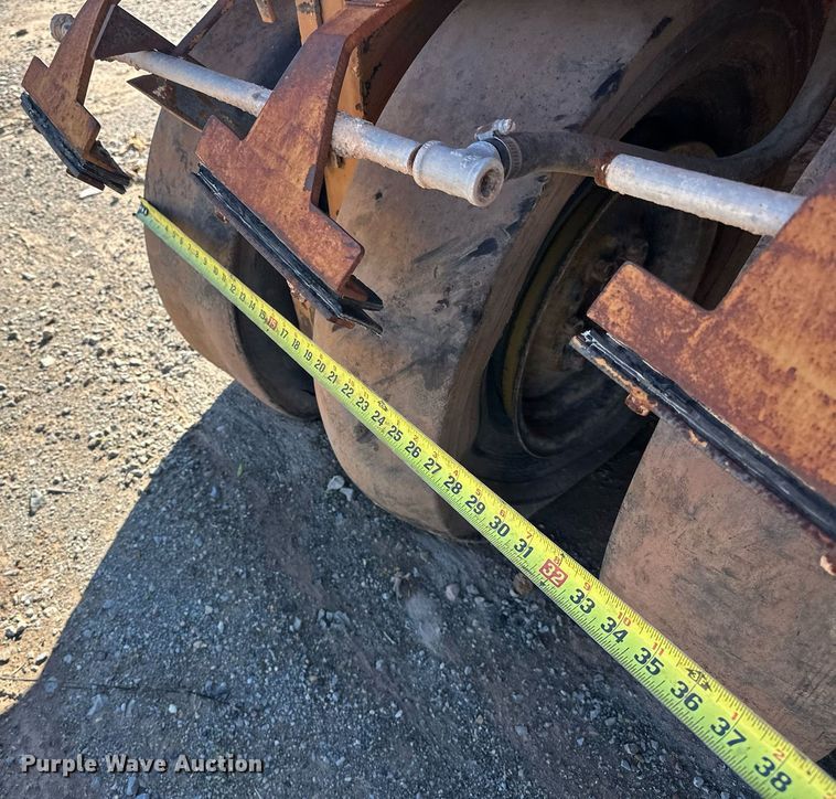 image for item EJ5138 Bros SP3000 pneumatic roller