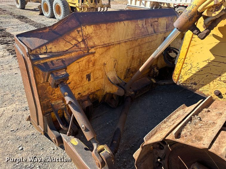 image for item EJ5139 John Deere 850C dozer