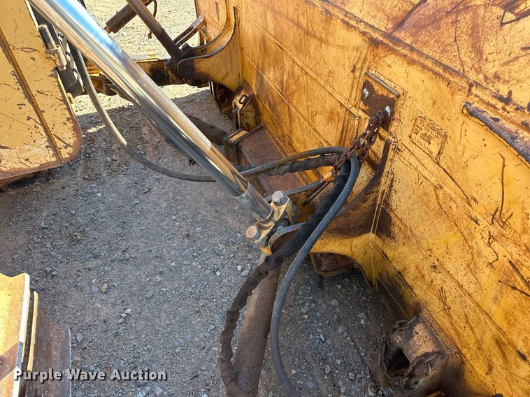 image for item EJ5139 John Deere 850C dozer