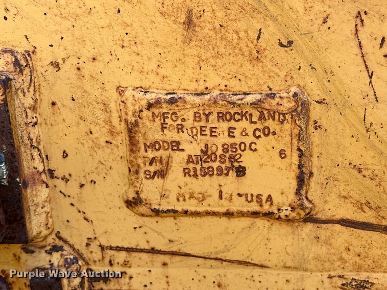 image for item EJ5139 John Deere 850C dozer