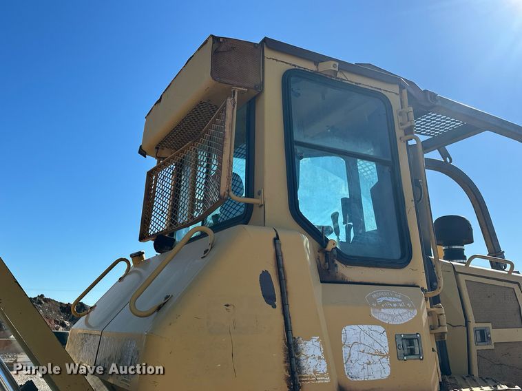 image for item EJ5139 John Deere 850C dozer