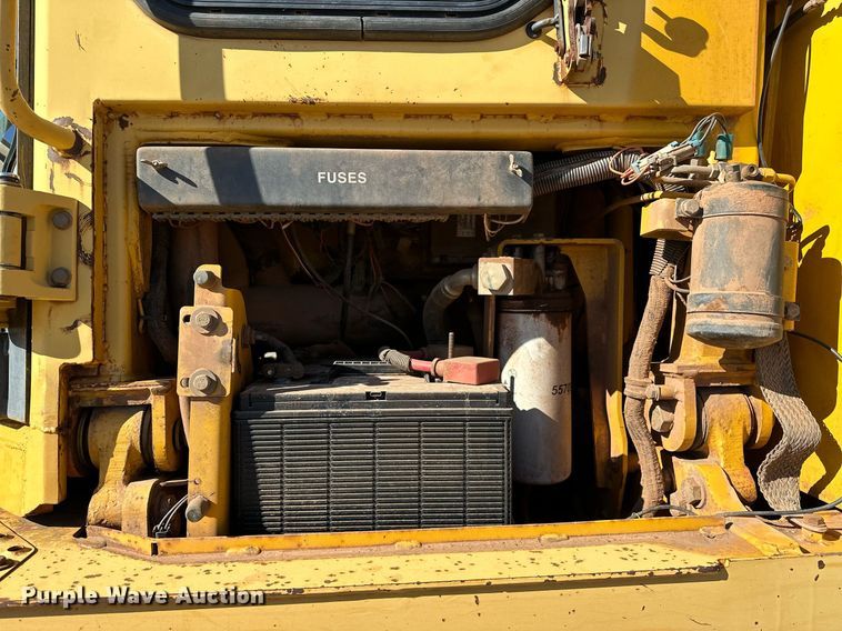 image for item EJ5139 John Deere 850C dozer