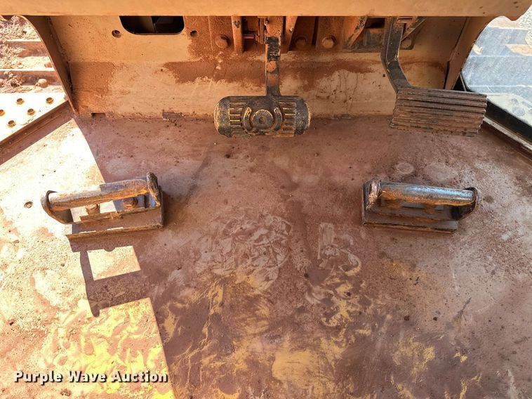 image for item EJ5139 John Deere 850C dozer