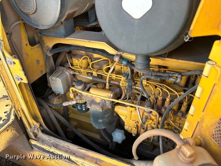 image for item EJ5139 John Deere 850C dozer