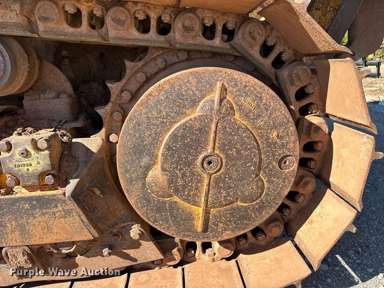 image for item EJ5139 John Deere 850C dozer