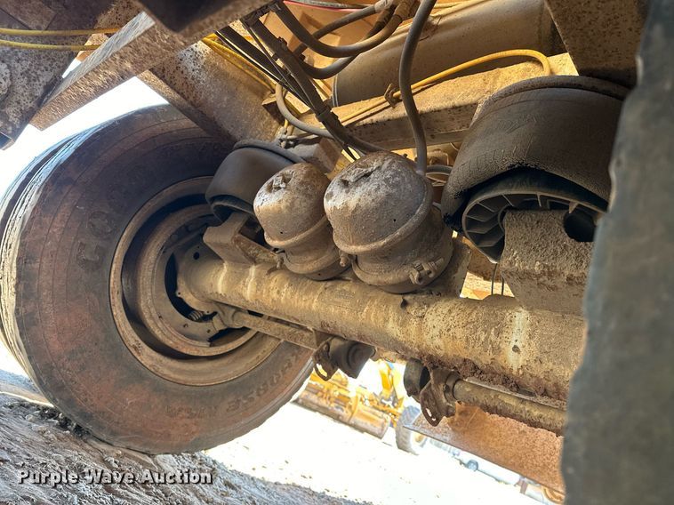 image for item EJ5141 2013 Construction Specialist Trailers BDT-40 bottom dump trailer