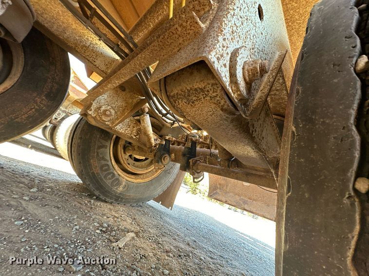 image for item EJ5141 2013 Construction Specialist Trailers BDT-40 bottom dump trailer