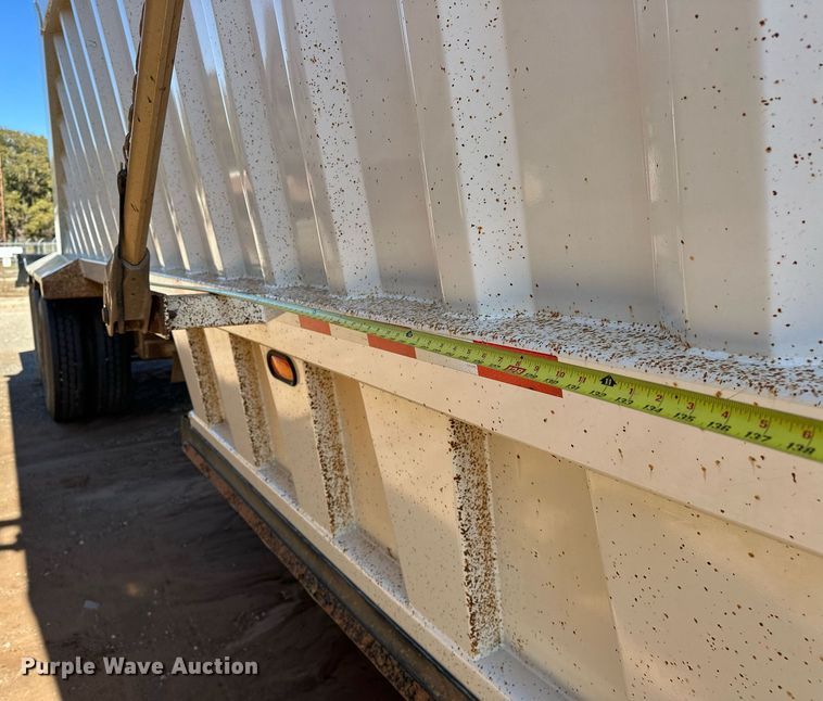 image for item EJ5141 2013 Construction Specialist Trailers BDT-40 bottom dump trailer