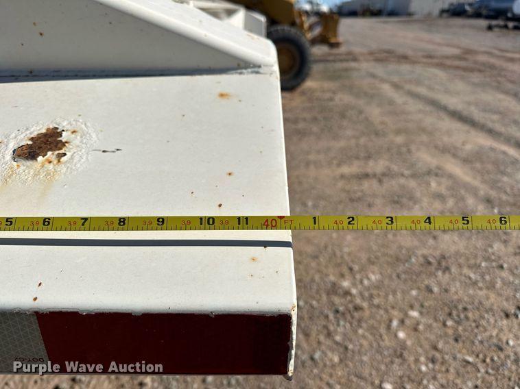 image for item EJ5141 2013 Construction Specialist Trailers BDT-40 bottom dump trailer