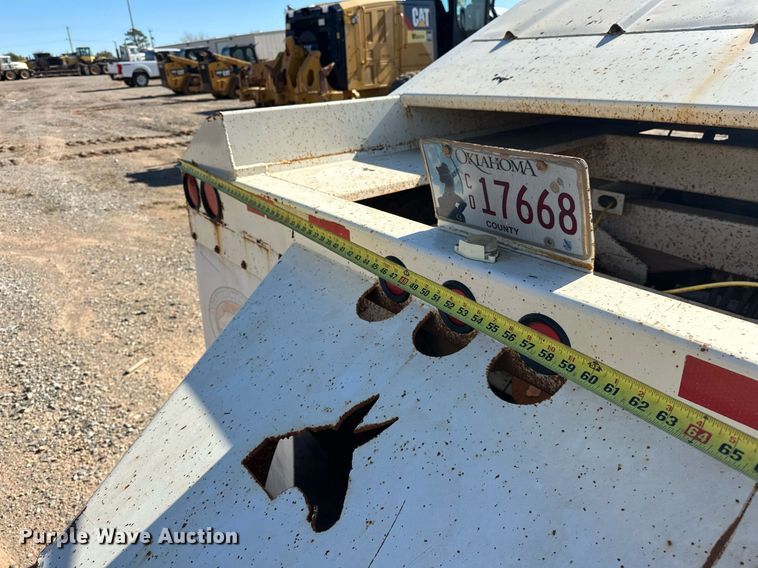 image for item EJ5141 2013 Construction Specialist Trailers BDT-40 bottom dump trailer