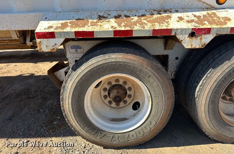 image for item EJ5141 2013 Construction Specialist Trailers BDT-40 bottom dump trailer