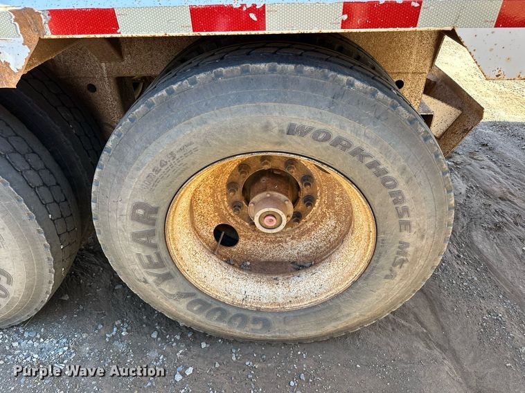 image for item EJ5141 2013 Construction Specialist Trailers BDT-40 bottom dump trailer