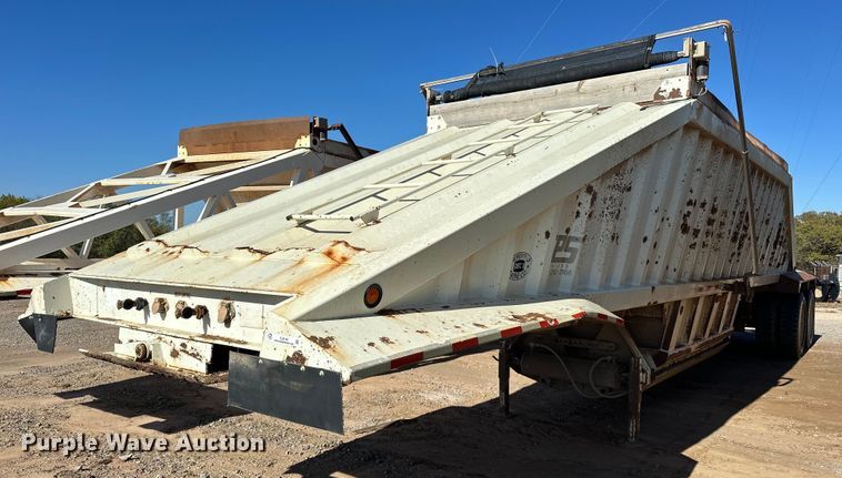 image for item EJ5142 2004 CPS SBD240 bottom dump trailer