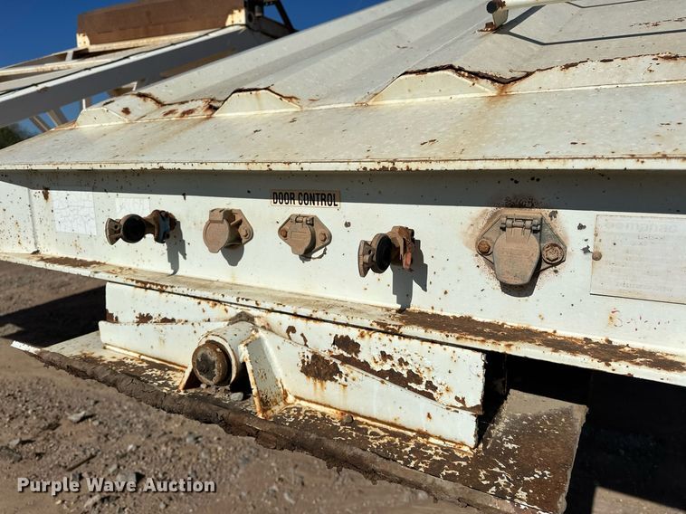 image for item EJ5142 2004 CPS SBD240 bottom dump trailer