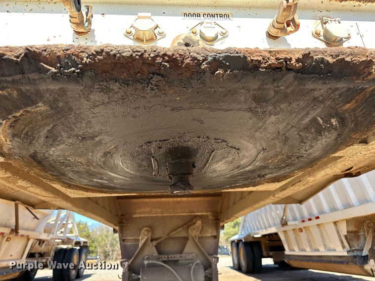 image for item EJ5142 2004 CPS SBD240 bottom dump trailer